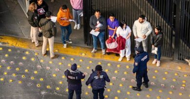 Claudia Sheinbaum detalla que 10,485 son mexicanos y 2,970 extranjeros; Gobierno ofrece apoyo médico y laboral a repatriados mientras EE.UU. intensifica deportaciones.