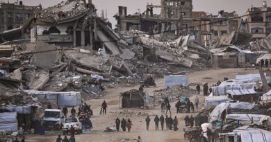 El gobierno de Netanyahu lanza una operación militar a gran escala en Gaza para debilitar a Hamás, mientras la mayoría de los israelíes aboga por un alto el fuego y la liberación de rehenes.