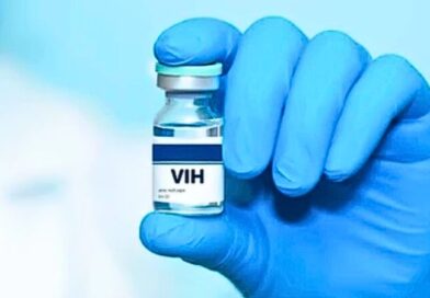 El Centro Gamaleya desarrolla una vacuna de ARN mensajero contra el VIH; el proceso durará años y busca protección ante múltiples variantes.