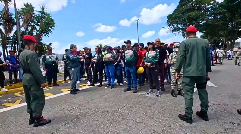El ministro Padrino López y la Asamblea Nacional alertan sobre acciones hegemónicas y despliegue militar estadounidense en el Caribe.