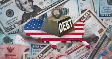 Expertos rusos alertan que el plan de Trump para reestructurar deuda pública estadounidense golpearía a acreedores externos y podría desencadenar recesión.