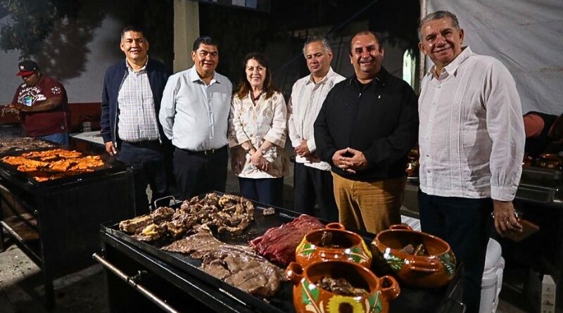 La Feria de la Cecina y Tianguis Grande reunió a más de 400 expositores, en un evento que fusionó tradición, economía y un anuncio histórico para el patrimonio gastronómico morelense.
