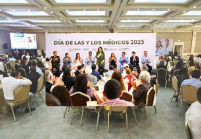 La candidata resaltó la entrega y profesionalismo del personal médico, reafirmando su compromiso con la salud y el bienestar de las familias morelenses.