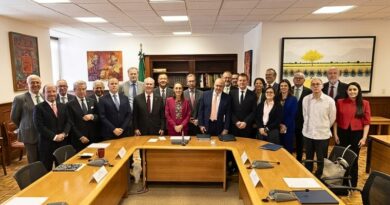Representantes del sector empresarial y el equipo de transición acuerdan una agenda de inversión para garantizar la estabilidad de México.