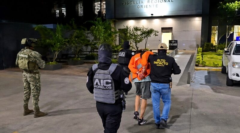 Operativo conjunto en Civac permitió liberar a una persona privada de su libertad y detener a dos presuntos implicados en Morelos.