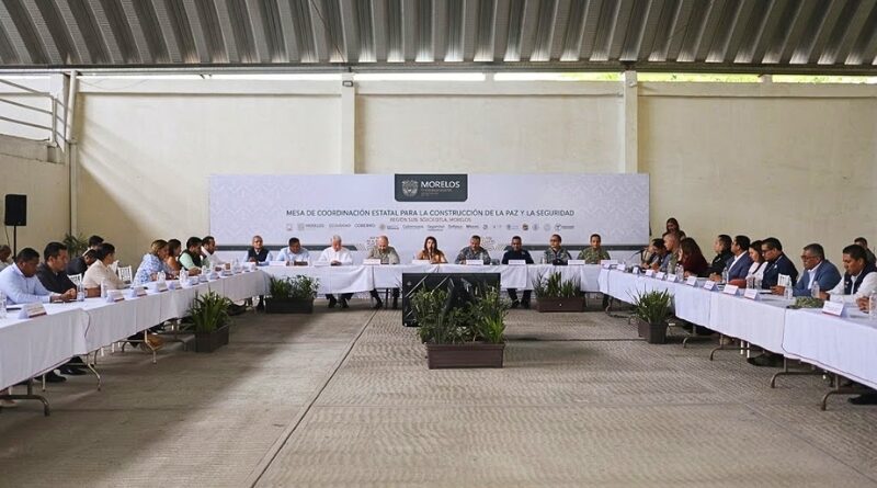 La gobernadora coordina estrategias de vigilancia con municipios de la zona suroeste para garantizar el bienestar de las familias en Morelos.