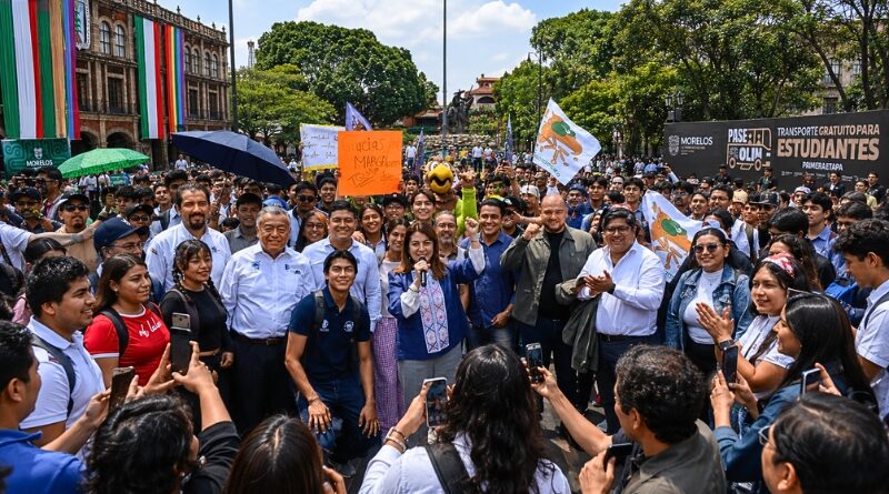 La gobernadora anunció un apoyo bimestral de mil 40 pesos para transporte público, beneficiando a estudiantes de cuatro instituciones de educación superior en una primera etapa que arrancará en julio.