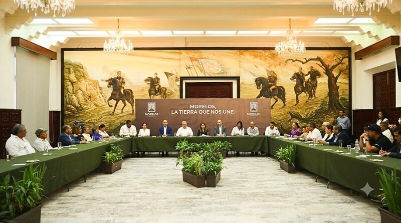 La gobernadora Margarita González Saravia encabezó una reunión clave para despejar dudas, tras afirmar que no existe una iniciativa de reforma en el Congreso.