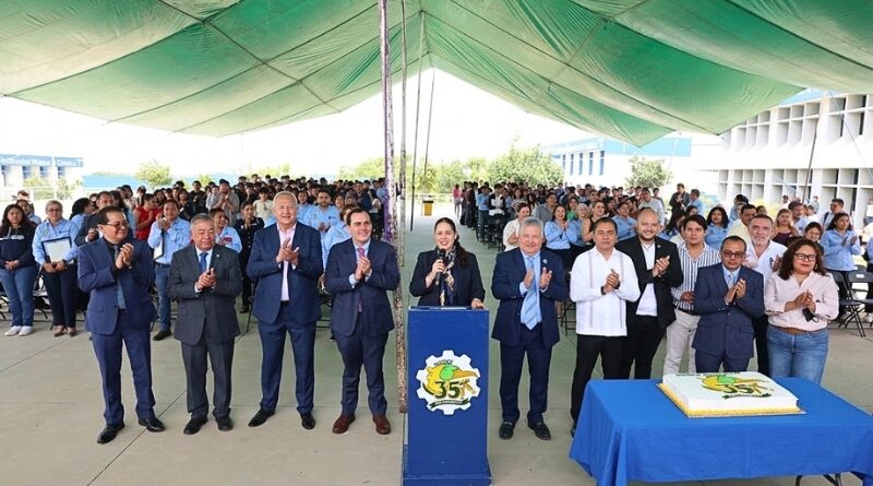 La Secretaría de Educación de Morelos reconoció al TECNM Cuautla por 35 años formando profesionistas comprometidos con el estado.