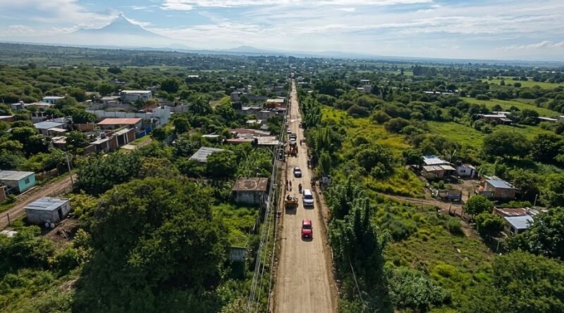 Con 8.9 millones de pesos, el Gobierno de Morelos rehabilita 1.2 kilómetros de una vía abandonada por años y beneficia a mil 367 habitantes de Yautepec.