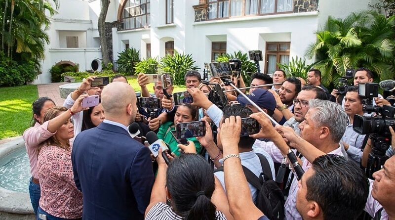 La CEARV brinda atención a los deudos de dos preparatorianos asesinados en Cuernavaca, mientras el Ejecutivo refuerza la prevención en las escuelas