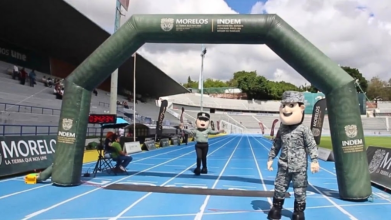 Más de 600 corredores participaron en la edición 71 del Maratón Rover México-Cuernavaca, que el Indem reconoció por su tradición y exigencia deportiva.