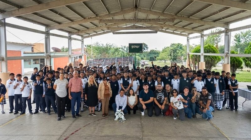 El programa Exploradores de la Tecnología acercó la robótica, la programación y la impresión 3D a estudiantes de la Secundaria 17 de Marzo, en Temoac